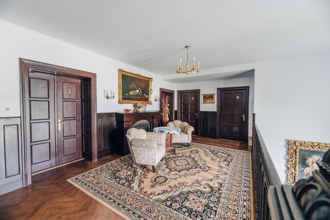 Villa Jkc Brno Buitenkant foto